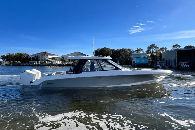 Slide: The Image of Boston Whaler 380 Realm 2025 - 13