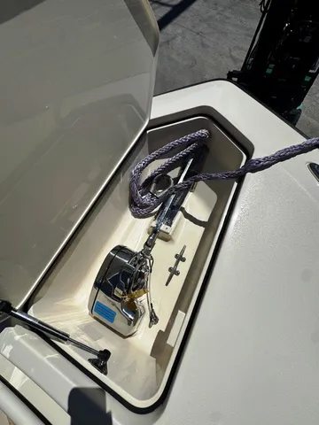 Slide: The Image of Scout Boat Company 350 LXF 35' 2016 - 13