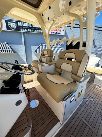 Slide: The Image of Scout Boat Company 350 LXF 35' 2016 - 25