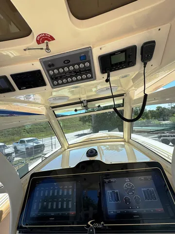 Slide: The Image of Scout Boat Company 350 LXF 35' 2016 - 30