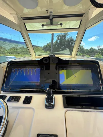 Slide: The Image of Scout Boat Company 350 LXF 35' 2016 - 31