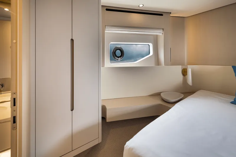 Slide: The Image of Azimut Fly 68 2025 - 105