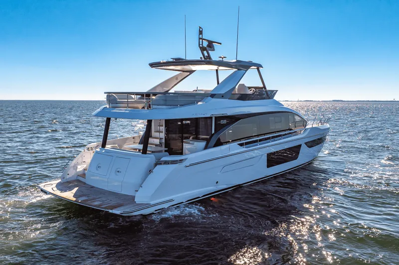 Slide: The Image of Azimut Fly 68 2025 - 14