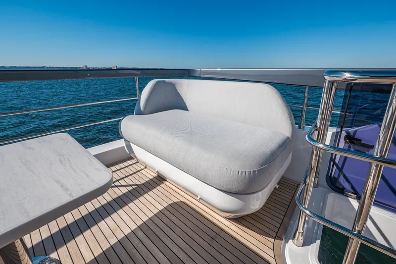 Slide: The Image of Azimut Fly 68 2025 - 48