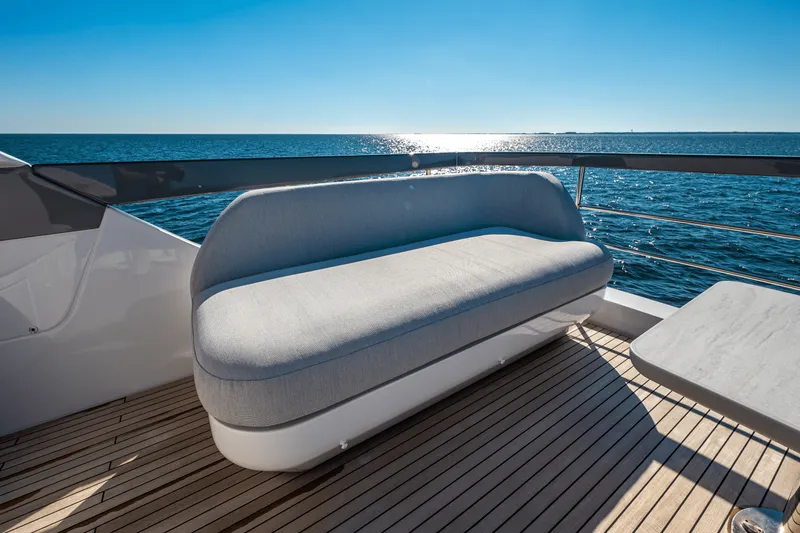 Slide: The Image of Azimut Fly 68 2025 - 49