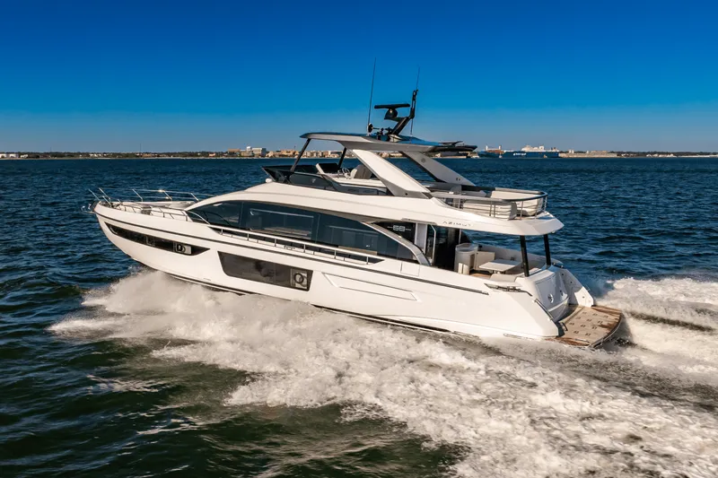 Slide: The Image of Azimut Fly 68 2025 - 6