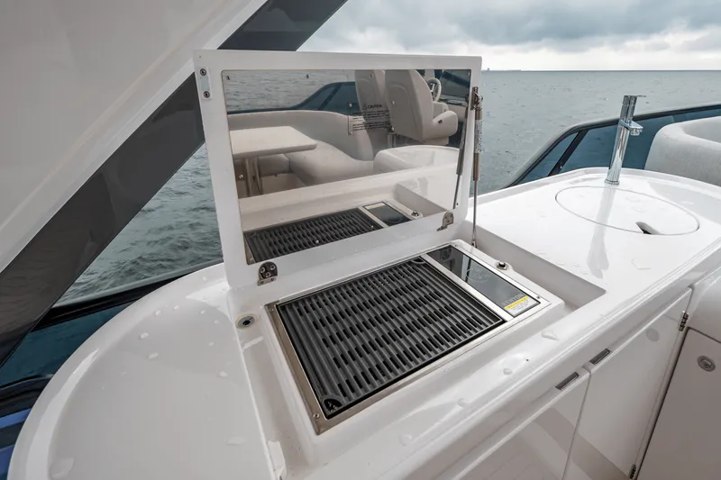 Slide: The Image of Azimut Fly 68 2025 - 67