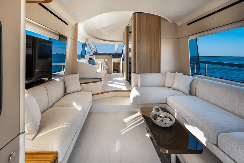 Slide: The Image of Azimut Fly 68 2025 - 72