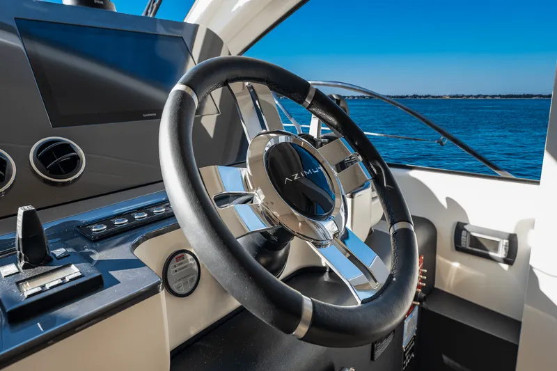 Slide: The Image of Azimut Fly 68 2025 - 85