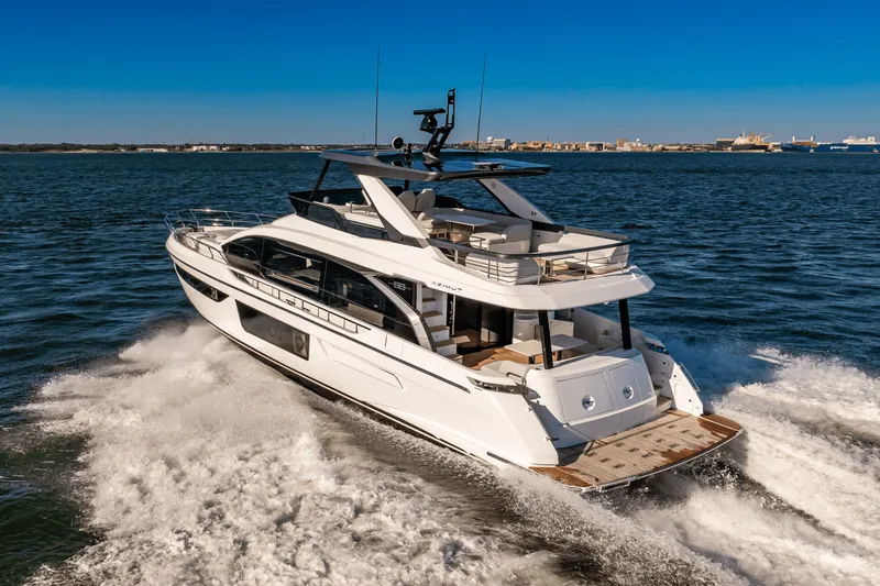 Slide: The Image of Azimut Fly 68 2025 - 9