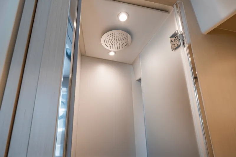 Slide: The Image of Azimut Fly 68 2025 - 96