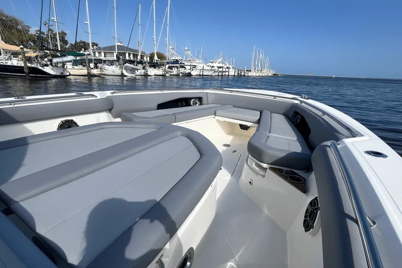 Slide: The Image of Boston Whaler 360 Outrage 2025 - 21