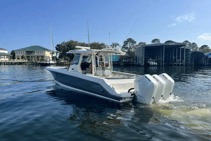 Slide: The Image of Boston Whaler 360 Outrage 2025 - 4