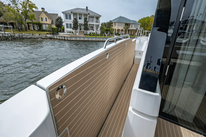 Slide: The Image of Cruisers 57 FLY 2025 - 27