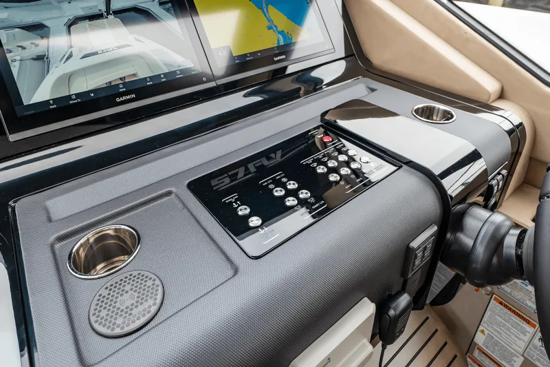 Slide: The Image of Cruisers 57 FLY 2025 - 39