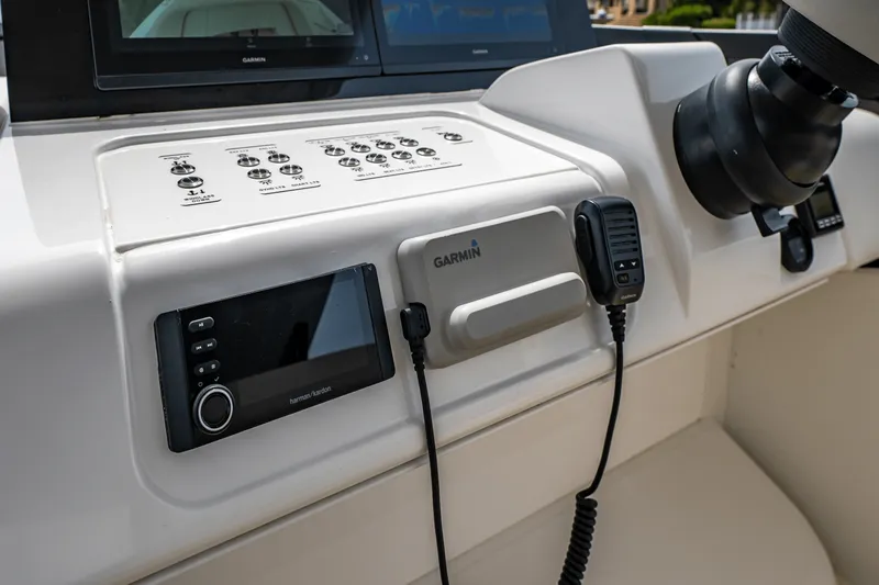 Slide: The Image of Cruisers Yachts 57 FLY 2025 - 71