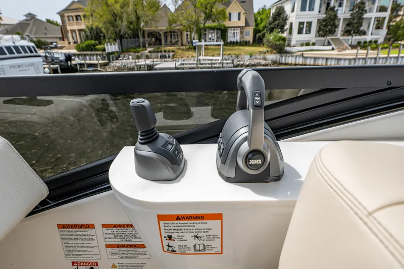 Slide: The Image of Cruisers Yachts 57 FLY 2025 - 74