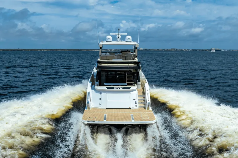 Slide: The Image of Cruisers Yachts 57 FLY 2025 - 8