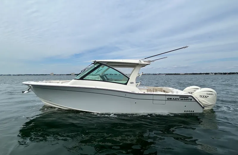 The Image of Grady-White Freedom 345 2025 - 0