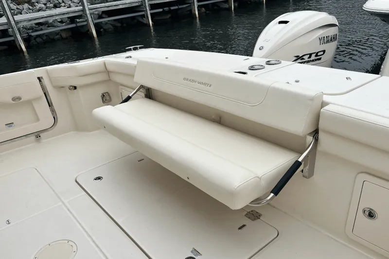 Slide: The Image of Grady-White Freedom 345 2025 - 14