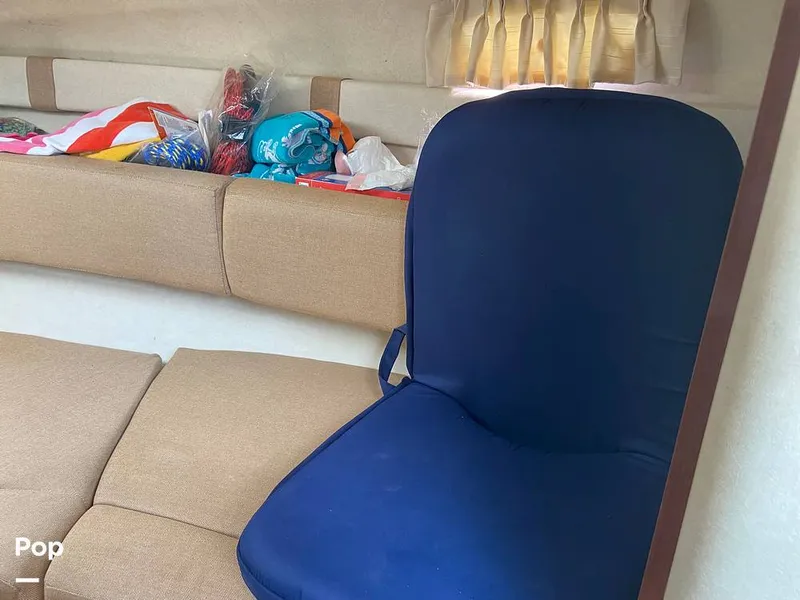 Slide: The Image of Sea Ray 240 Sundancer 2010 - 10796194