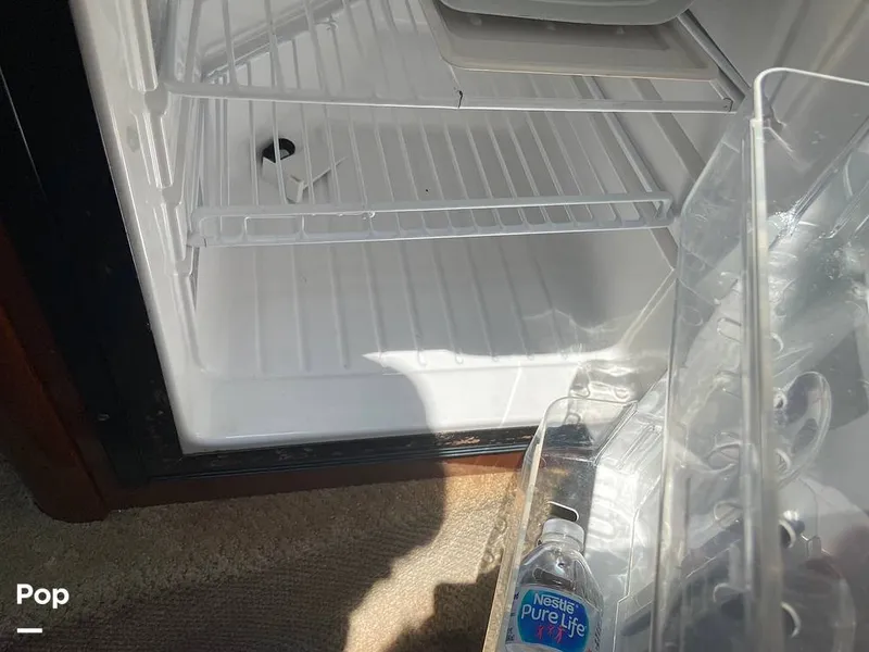 Slide: The Image of Sea Ray 240 Sundancer 2010 - 10796195