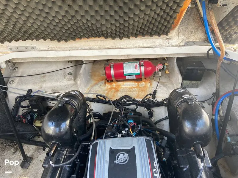 Slide: The Image of Sea Ray 240 Sundancer 2010 - 10796222