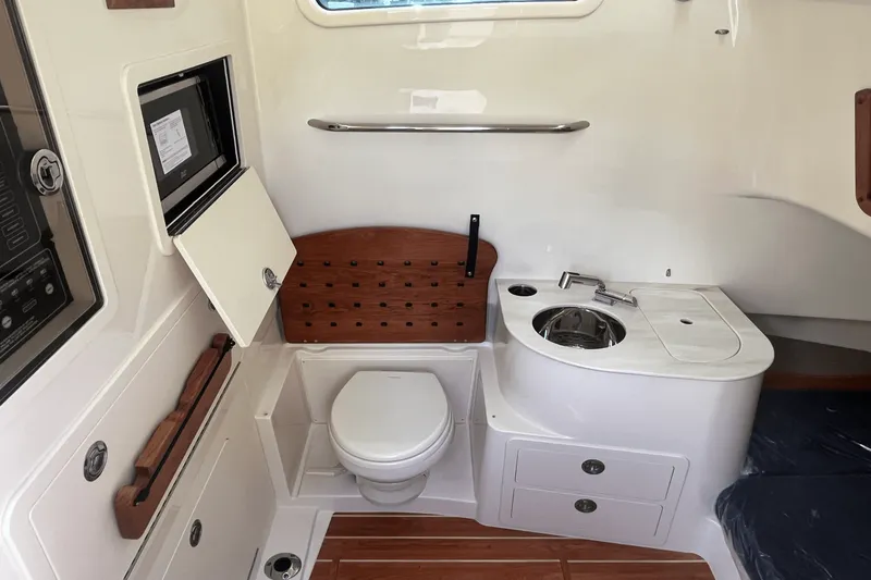 Slide: The Image of Grady-White Canyon 336 2025 - 16