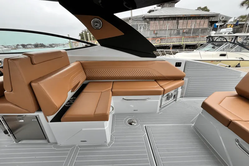 Slide: The Image of Cruisers Yachts 38 GLS Outboard 2025 - 14