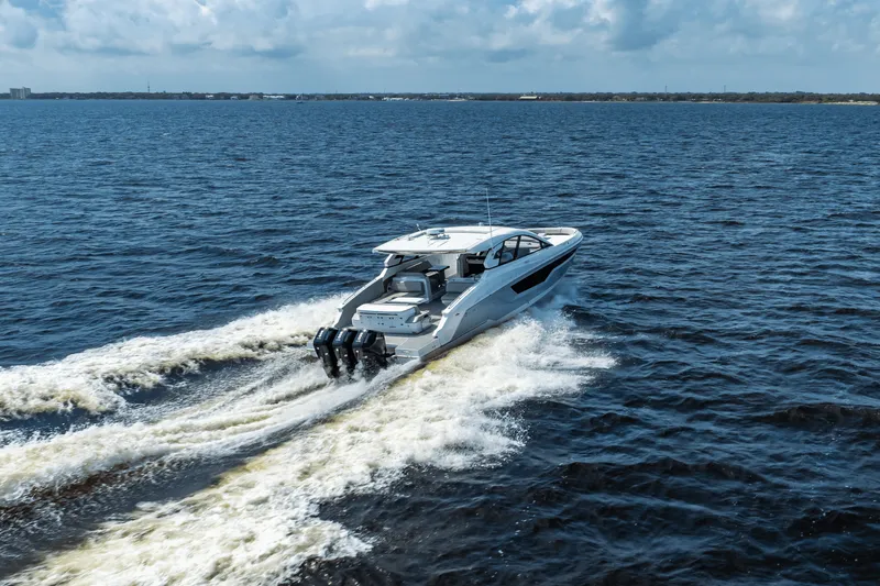 Slide: The Image of Cruisers 50 GLS 2025 - 13