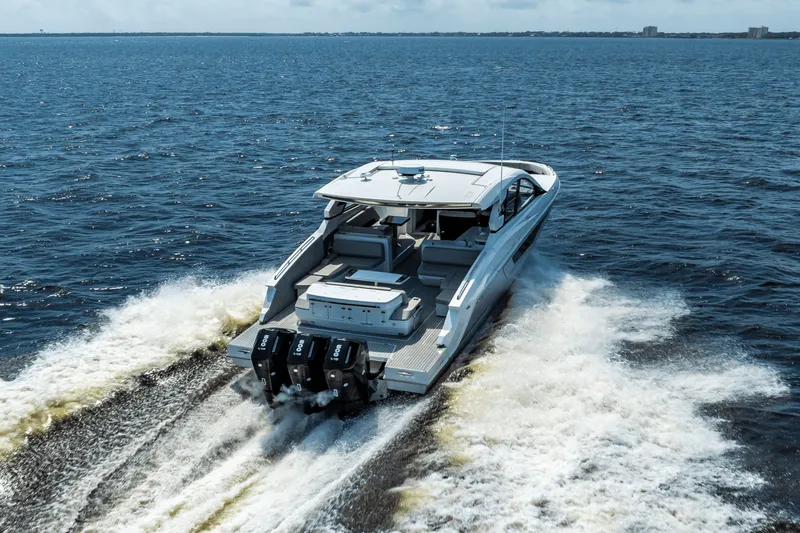 Slide: The Image of Cruisers 50 GLS 2025 - 14
