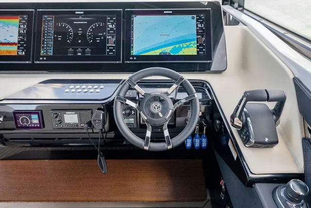 Slide: The Image of Cruisers 50 GLS 2025 - 106