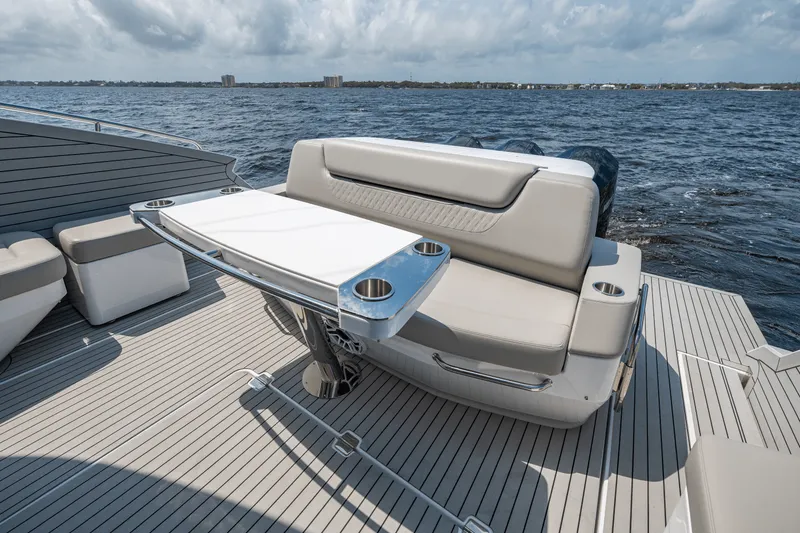 Slide: The Image of Cruisers 50 GLS 2025 - 27