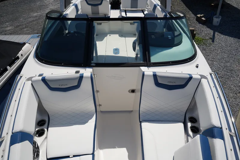 Slide: The Image of Chaparral 250 OSX 2026 - 28