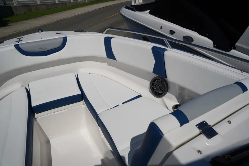Slide: The Image of Chaparral 250 OSX 2026 - 23