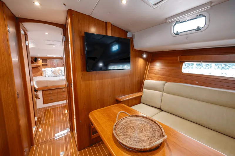 Slide: The Image of MJM 53 Z 2022 - 25