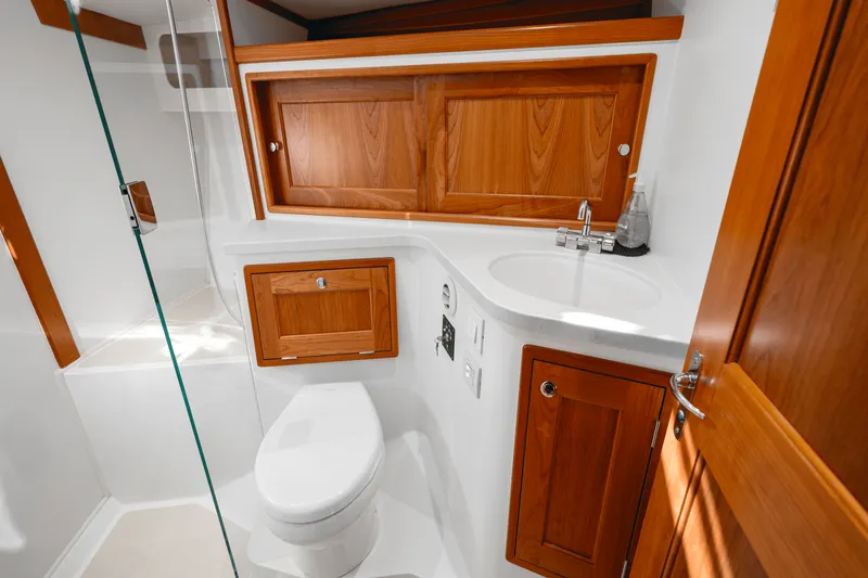 Slide: The Image of MJM 53 Z 2022 - 34