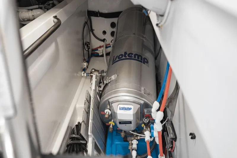 Slide: The Image of MJM 53 Z 2022 - 44