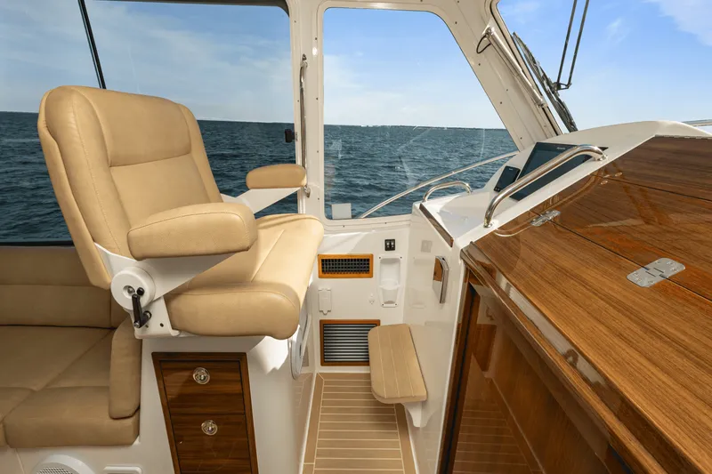 Slide: The Image of MJM 53 Z 2022 - 72