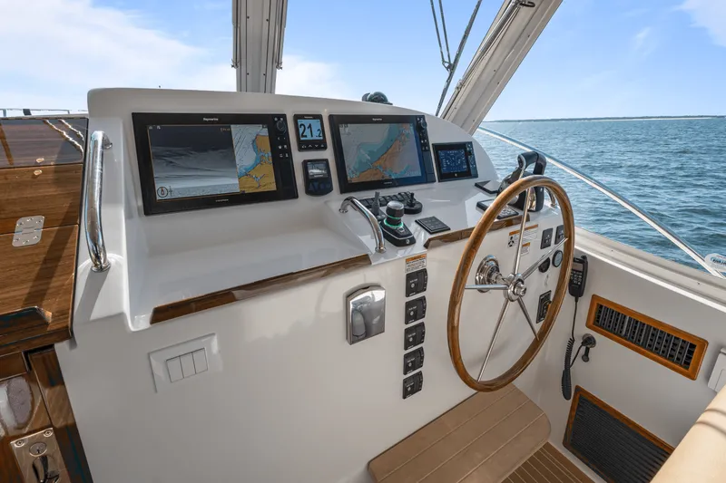 Slide: The Image of MJM 53 Z 2022 - 82