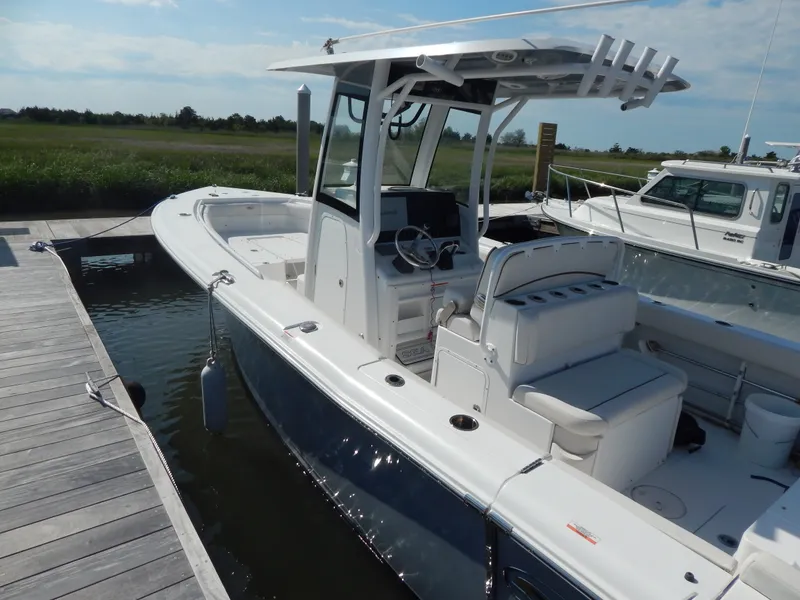 Slide: The Image of Sea Hunt Ultra 275 2020 - 9