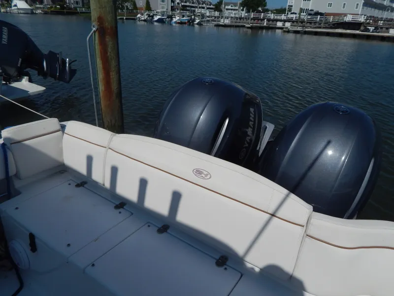 Slide: The Image of Sea Hunt Ultra 275 2020 - 35