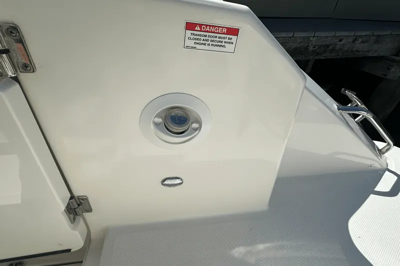 Slide: The Image of Boston Whaler 380 OUTRAGE 2019 - 31