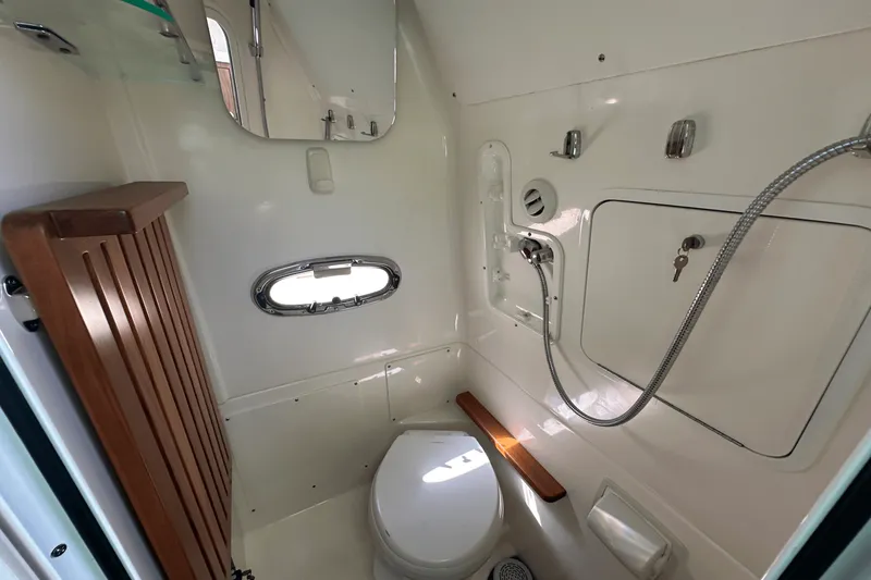 Slide: The Image of Boston Whaler 380 OUTRAGE 2019 - 55