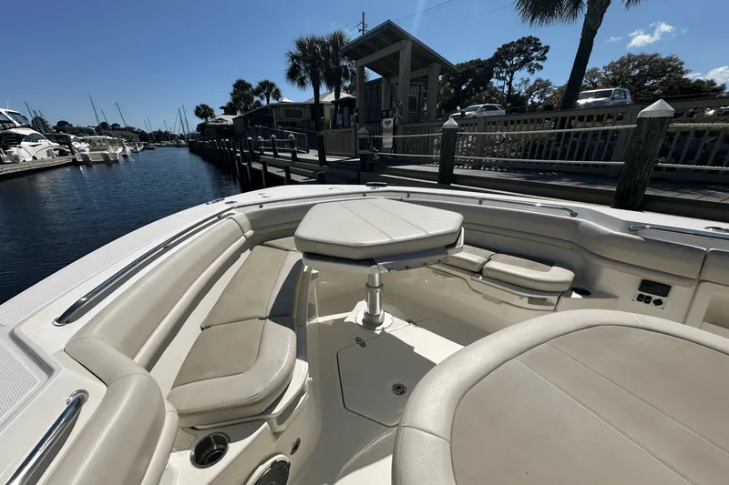 Slide: The Image of Boston Whaler 380 OUTRAGE 2019 - 58
