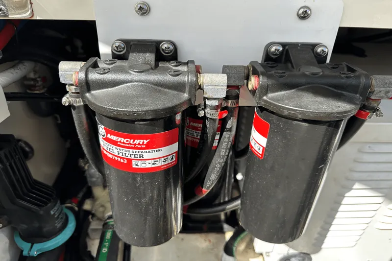 Slide: The Image of Boston Whaler 380 OUTRAGE 2019 - 70