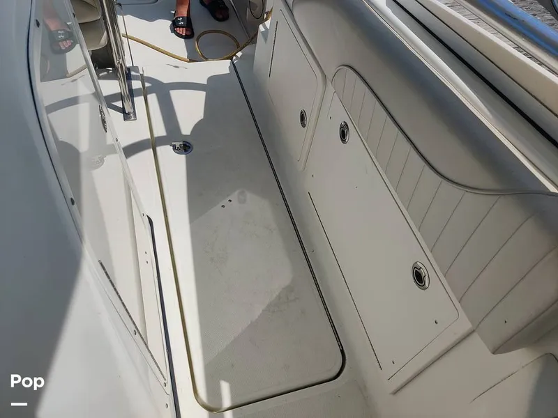 Slide: The Image of Hydra-Sports 3300 VX Vector Express 2005 - 10962312