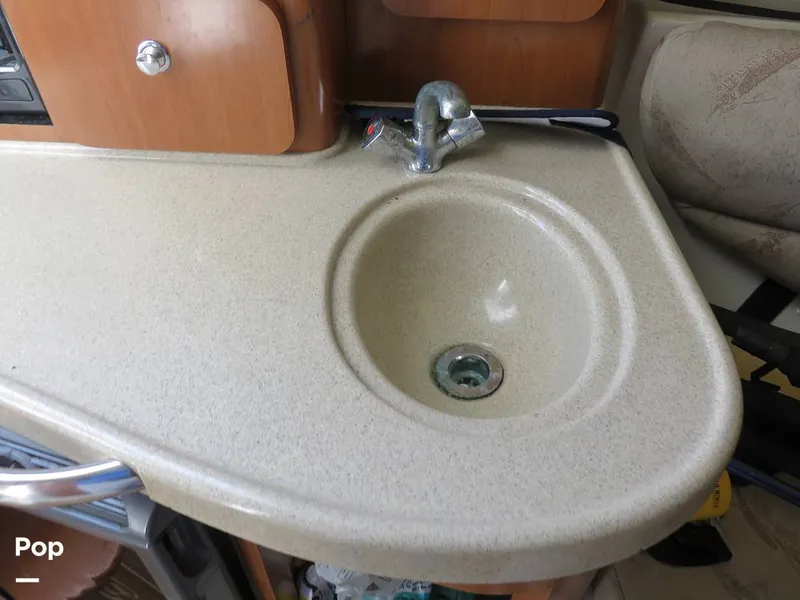 Slide: The Image of Hydra-Sports 3300 VX Vector Express 2005 - 10962143