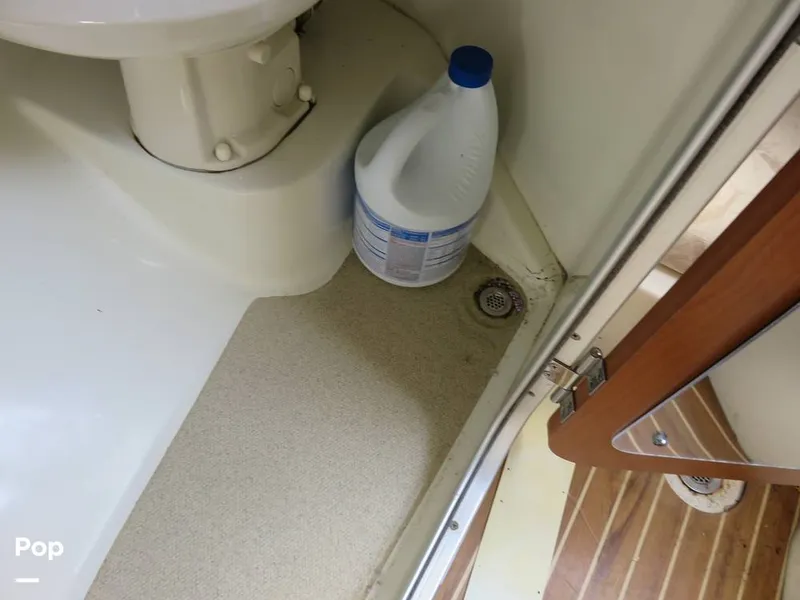 Slide: The Image of Hydra-Sports 3300 VX Vector Express 2005 - 10962169