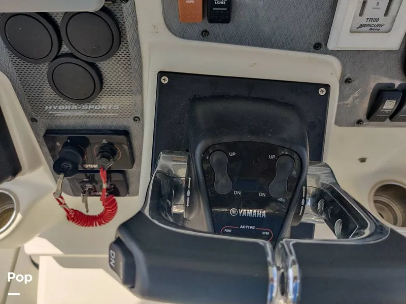 Slide: The Image of Hydra-Sports 3300 VX Vector Express 2005 - 10962192